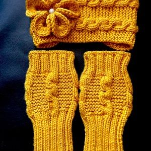 Headband and fingerless gloves set for winter